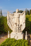 Sculpture sur la tombe de Silvia Marini née De Rocati au cimeti
