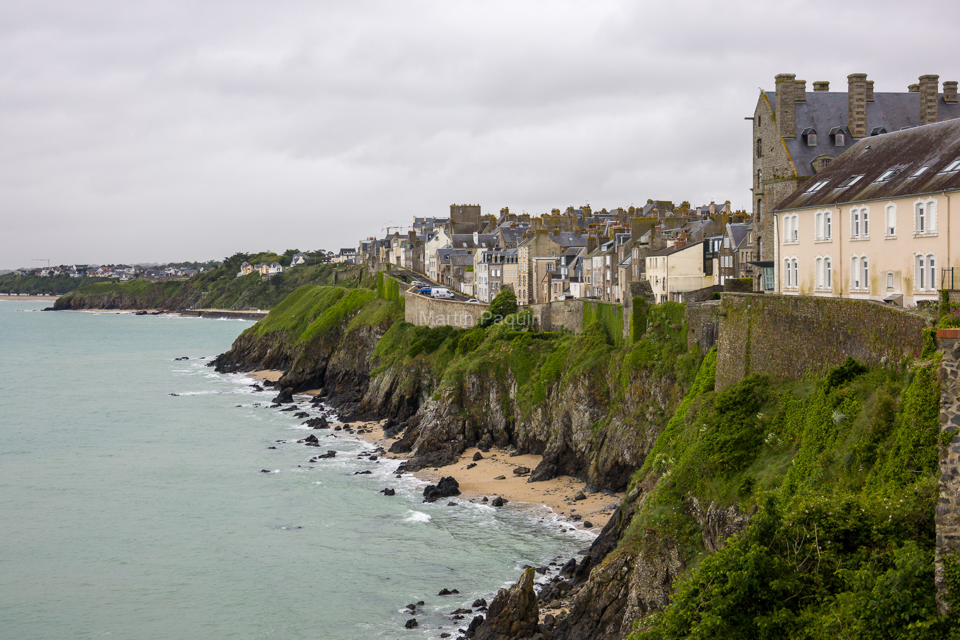 L’attribut alt de cette image est vide, son nom de fichier est 2024-06-20-Normandie-Bretagne-005.jpg.