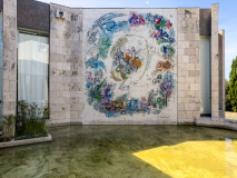 Murale peinte par Marc Chagall.