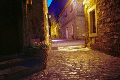 Les Baux-de-Provence la nuit
