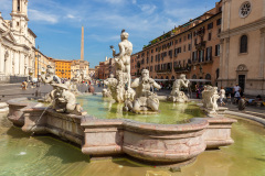 Neptune et la fontaine des Neptunes, piazza Navona, Rome, Italie